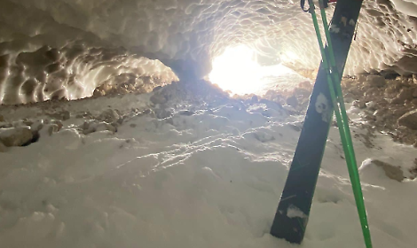 La "Citt&agrave; di Ghiaccio" sotto le Alpi Venete: 10 km di gallerie segrete che stanno scomparendo per sempre