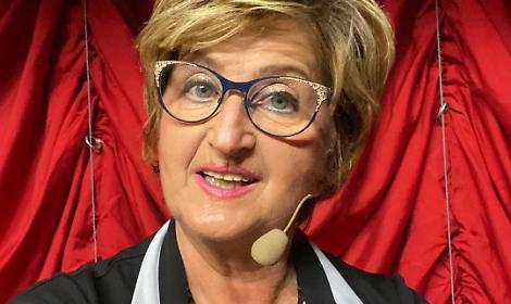 "Palazzo Aperto" torna con Loredana Cont: un viaggio teatrale tra le sale della Regione Trentino Alto Adige