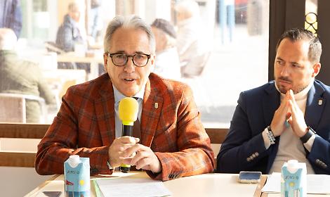 Il vicesindaco e assessore ai servizi informativi Luca Zanotto