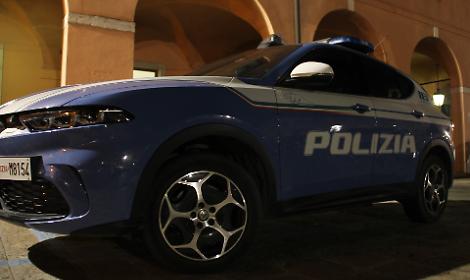 Venezia, si presenta in Questura mentre l&rsquo;ex denuncia: arrestato per resistenza a pubblico ufficiale