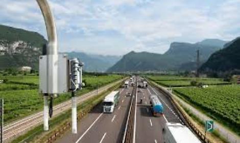 Violento tamponamento sull&rsquo;A22 vicino Trento Sud: un ferito e tre chilometri di coda