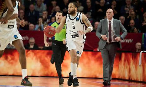 l'Aquila Basket annichilisce Venezia e torna a volare in campionato