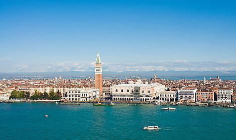 Venezia: quando un sottomarino da guerra spunt&ograve; a San Marco