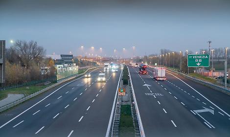 Passante di Mestre chiuso verso Trieste nel weekend: traffico deviato sulla tangenziale