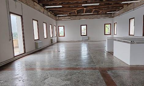 Sala Bertan dopo l'atto vandalico