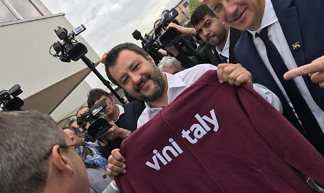 Salvini al Vinitaly