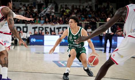 Aquila, contro Reggio Emilia altra bastosta. Addio ai playoff?