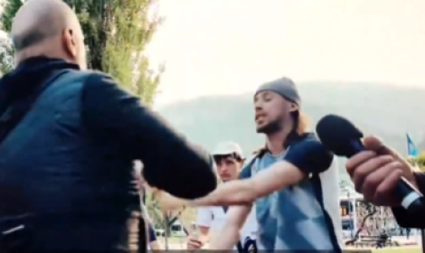 Un fotogramma del video dell'aggressione