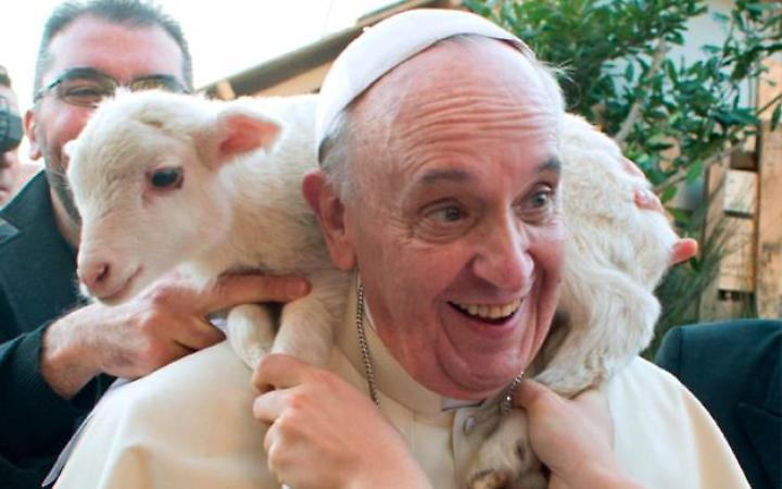 Superate le 50mila persone per l'omaggio al Papa