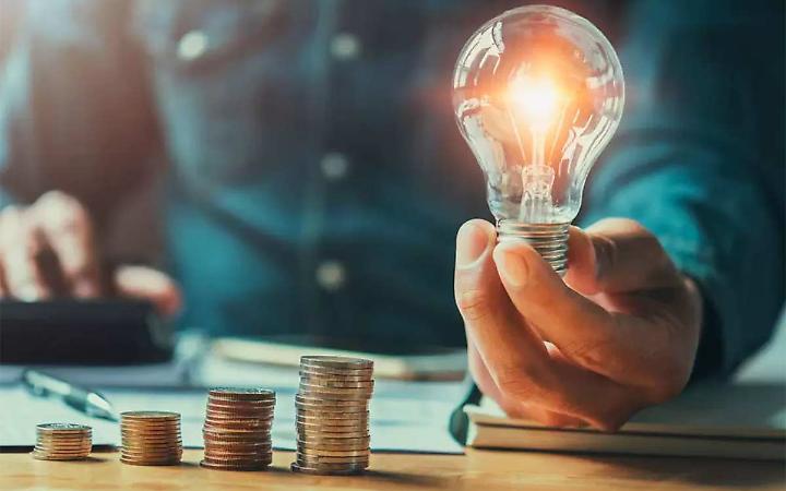 Cendron (LCV) replica a Rucco (FdI): "Il futuro &egrave; nelle rinnovabili, non nel passato"