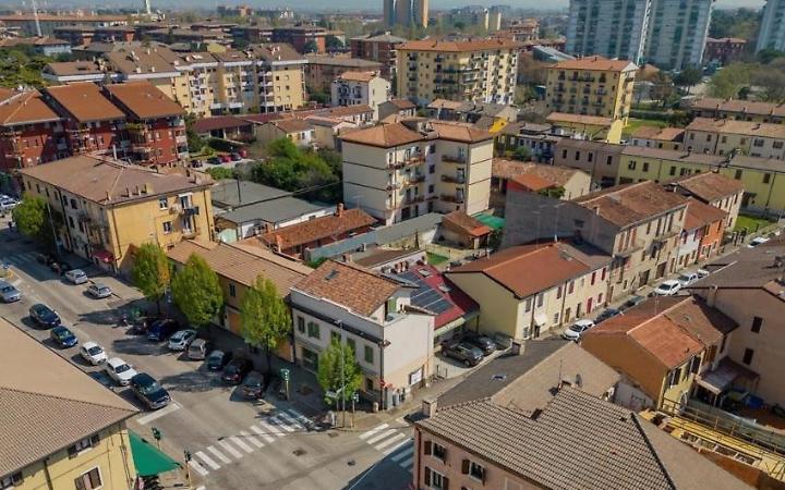 Borgo Roma, al via i lavori di asfaltatura: cambia la viabilit&agrave; fino al 31 marzo