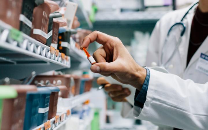 Farmaci sospesi contro la povert&agrave; sanitaria: in 51 farmacie vicentine torna la raccolta solidale