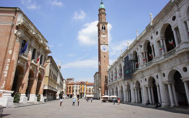 Vicenza, il Dipartimento di Scienze Economiche apre le porte alla citt&agrave;