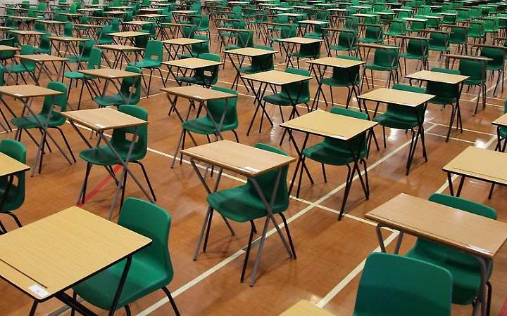 Scuola, tra edifici vetusti e calo degli alunni: le scelte che non possono pi&ugrave; attendere