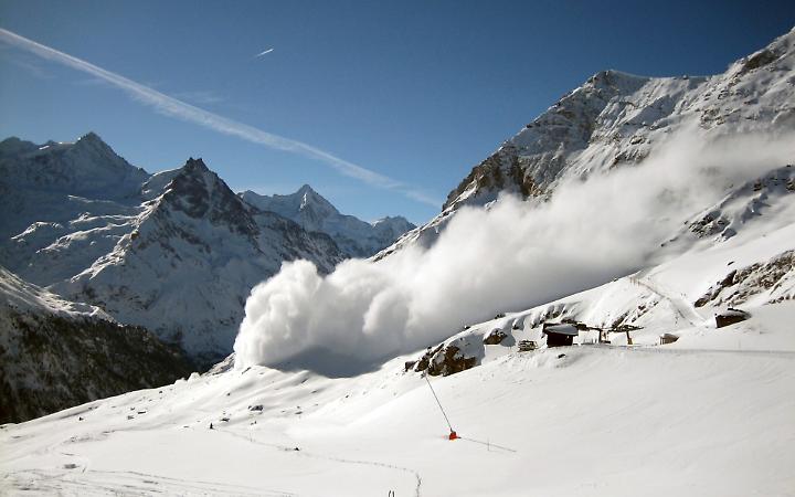 Allarme valanghe in Trentino: rischio marcato, pericolo persiste sopra il limite del bosco