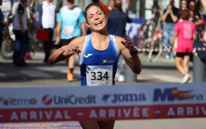 Santa Maria di Sala, l'Atletico Sala festeggia la vittoria di Eleonora Zecchinato alla Maratona di Palermo