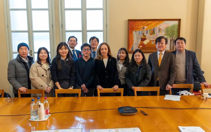 Rettrice Mapelli con delegazione Seoul National University