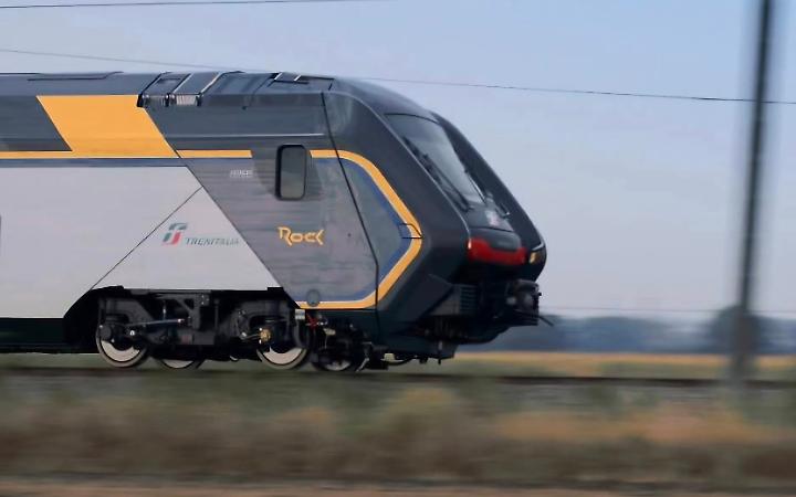 Linea Treviso&ndash;Montebelluna&ndash;Belluno elettrificata: una svolta storica per il trasporto ferroviario veneto