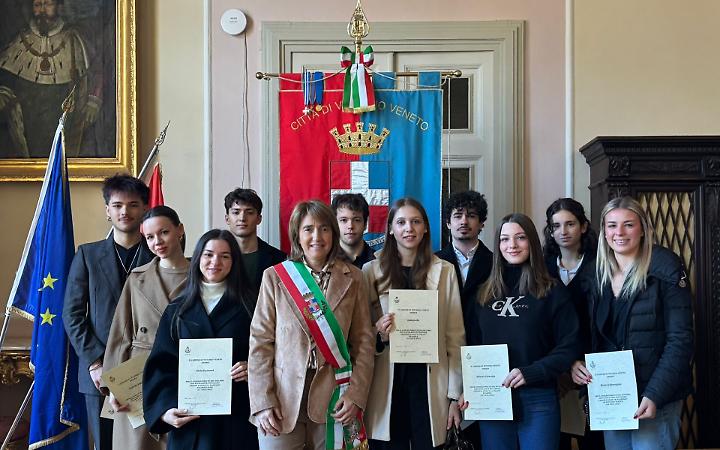 Vittorio Veneto premia l&rsquo;eccellenza: 18 studenti diplomati ricevono riconoscimenti e borse di studio