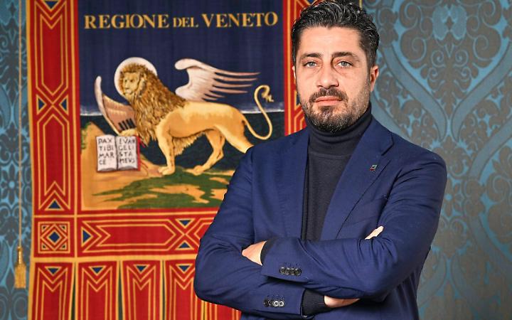 Il consigliere regionale Jonatan Montanariello