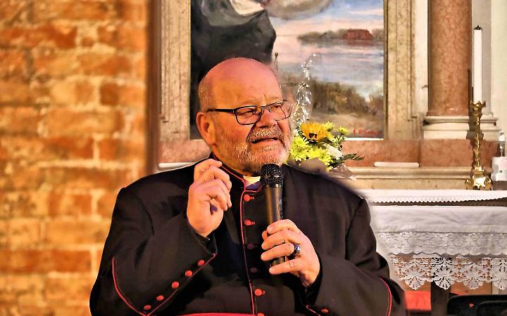 La riflessione sul Natale di monsignor Dino Pistolato