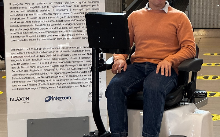 Prototipo del robot RAPIDO per l&rsquo;assistenza ai passeggeri con ridotta mobilit&agrave; all&rsquo;Aeroporto di Treviso