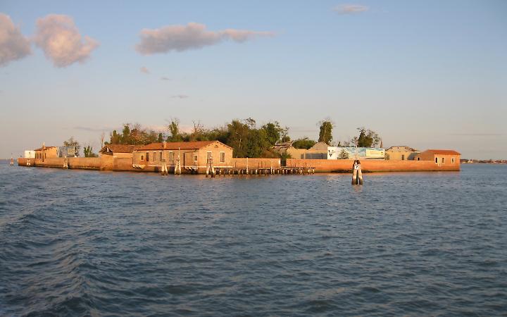 Venezia ma non solo: l'isola abbandonata della Laguna Nord che nasconde un segreto da brividi