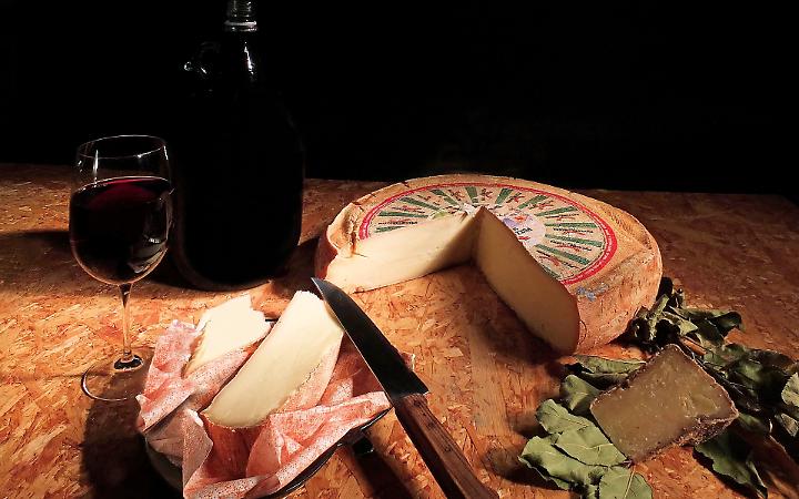 L&rsquo;anima forte delle Dolomiti: il puzzone di Moena tra storia e ribellione