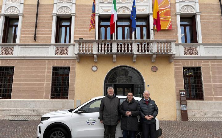 Schio, nuova auto per il servizio &ldquo;Ti Trasporto&rdquo;