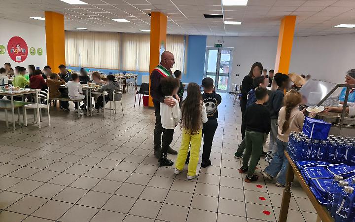 Salzano e Robegano: food bag e borracce per ridurre lo spreco alimentare