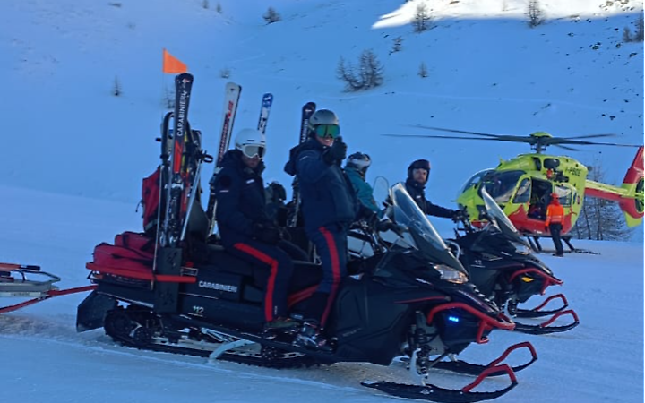 Cortina e le Dolomiti bellunesi: sanzioni raddoppiate sulle piste da sci, gli incidenti crollano grazie ai controlli intensificati