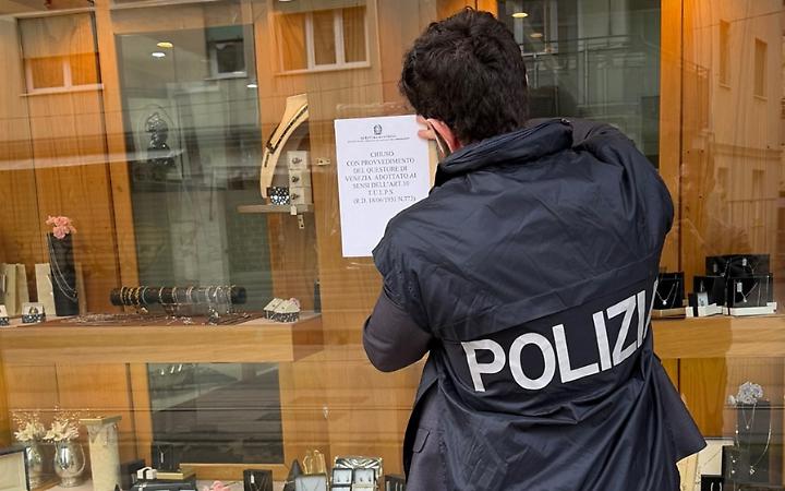 Mestre, sospesa per 10 giorni la licenza di un Compro Oro