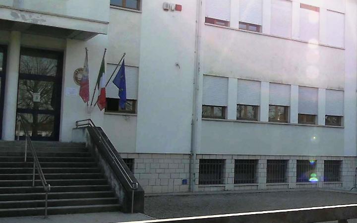 Scuola da demolire 