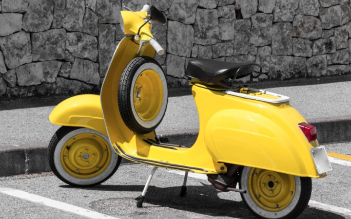 Motorino sicuro, a Trento 700 studenti imparano a guidare in piazza Fiera