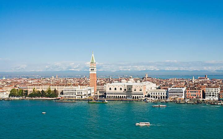 Venezia: quando un sottomarino da guerra spunt&ograve; a San Marco