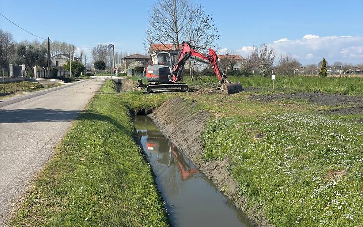 Foto pulizia fossi
