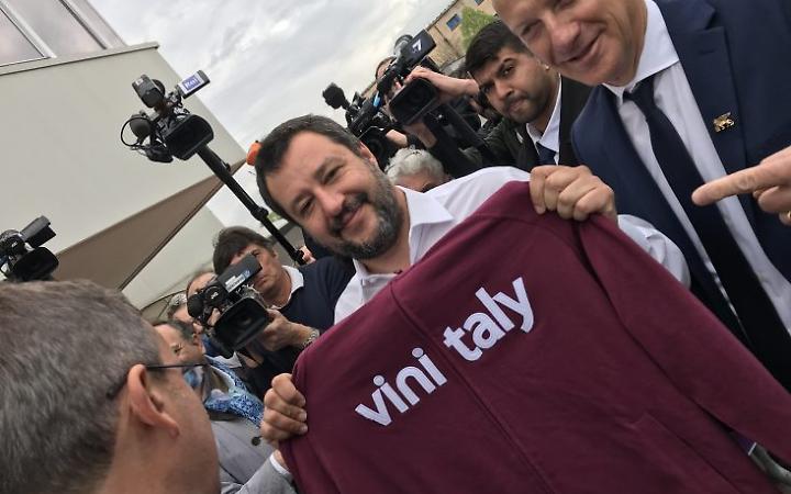 Salvini al Vinitaly