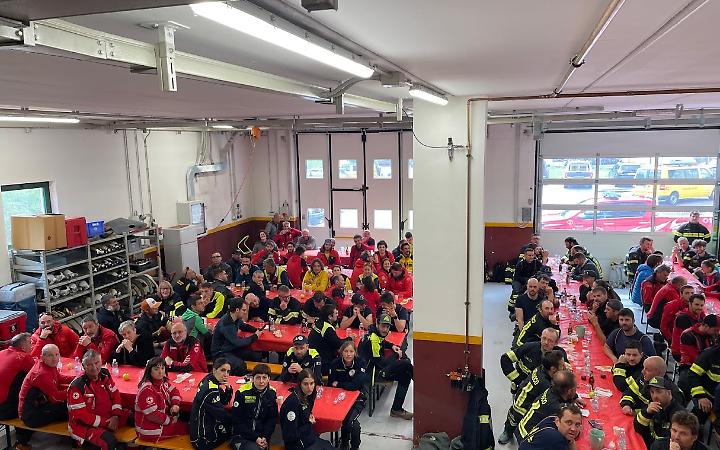 Foto di gruppo dei partecipanti all'esercitazione