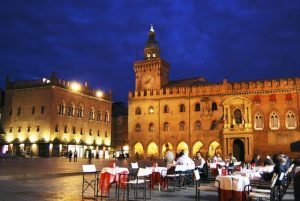 piazza maggiore1