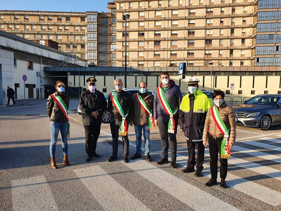 Da sinistra Argenti sindaco Villa del Conte, Comandante Carabinieri Camposampiero Claudio Girolimetto, Mirko Patron sindaco Campodarsego, Cristian Bottaro sindaco Villanova, Daniele Canella sindaco San Giorgio delle Pertiche, Antonio Paolocci comandante Polizia locale Federazione, Katia Maccarrone sindaco Camposampiero
