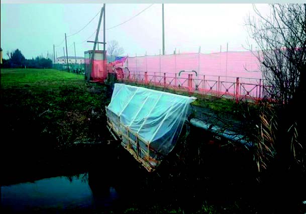 I lavori sul ponte in località Baggiolina a Cavarzere