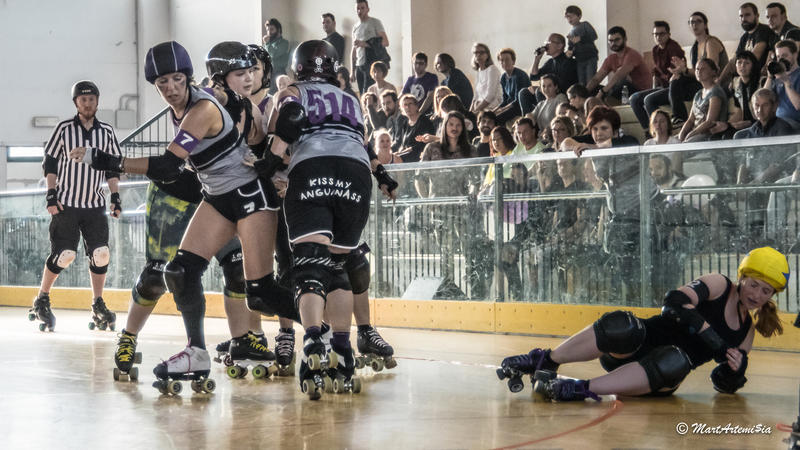 The Anguanas in azione al pattinodromo