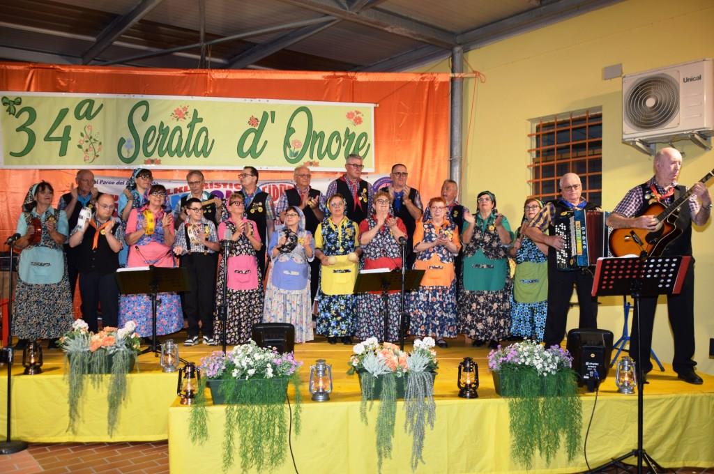 Bottrighe, I Bontemponi durante lo spettacolo