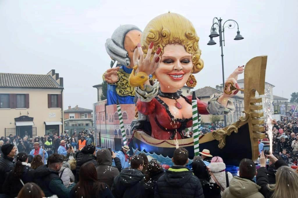 Bottrighe, un'immagine del precedente carnevale